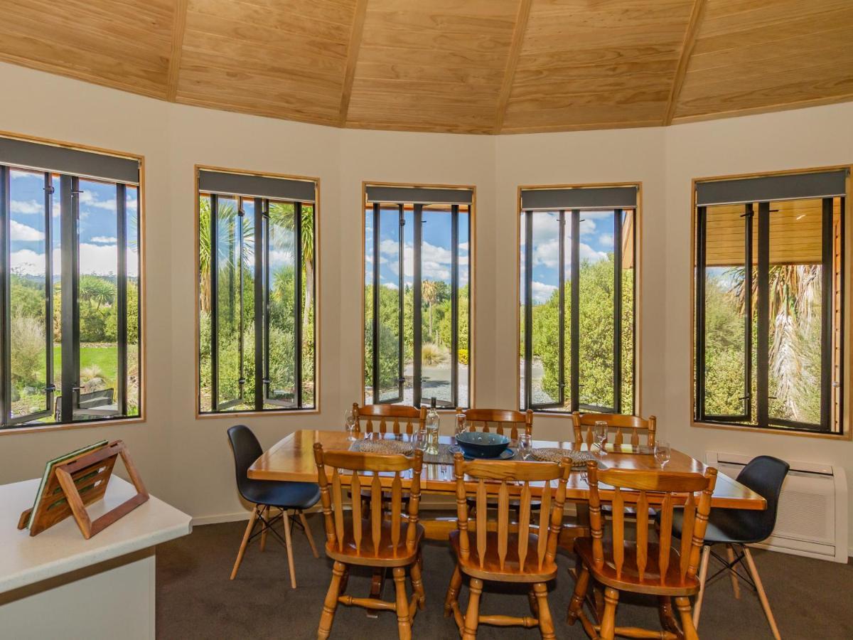 The Snowglobe - Ohakune Modern Yurt Style Chalet Εξωτερικό φωτογραφία